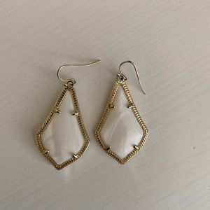 Kendra Scott Alex Drop earrings- mother of pearl